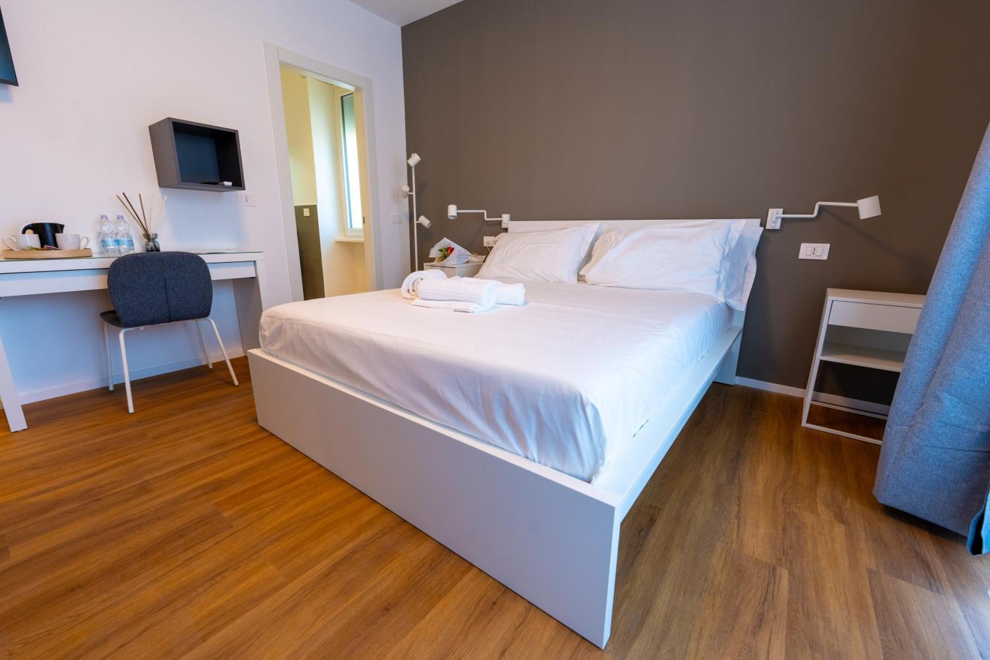 Near Vatican, Irnerio 47 Guest House Ρώμη Εξωτερικό φωτογραφία